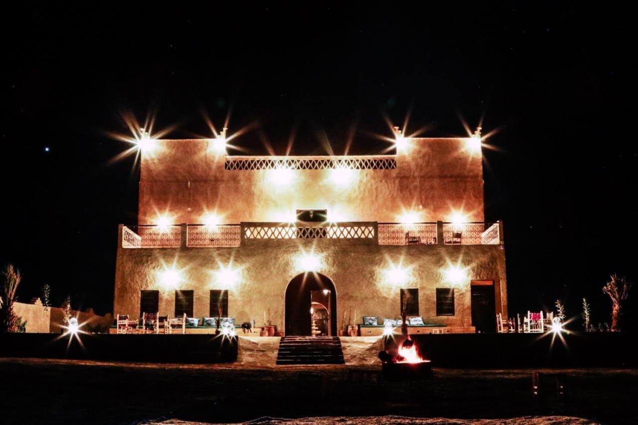 Riad Caravasar Merzouga Exterior foto
