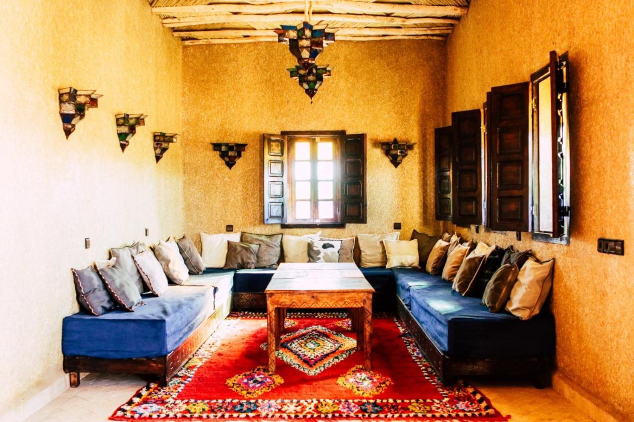 Riad Caravasar Merzouga Exterior foto