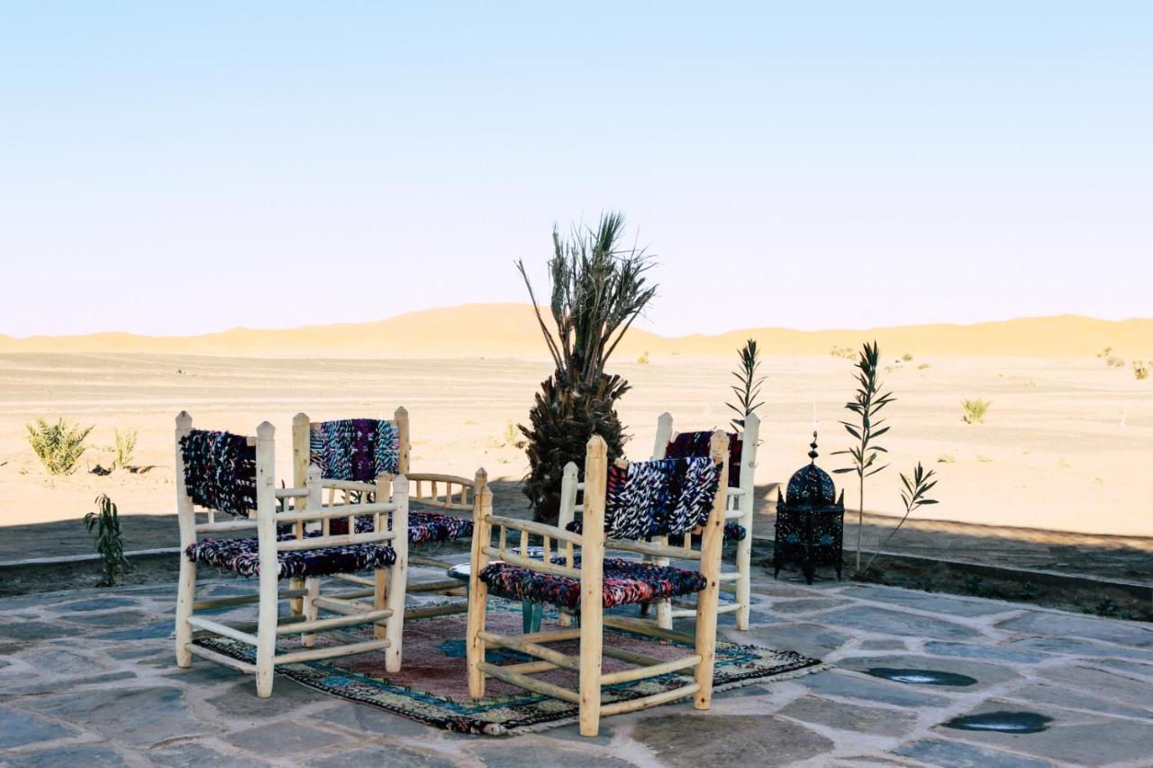 Riad Caravasar Merzouga Exterior foto