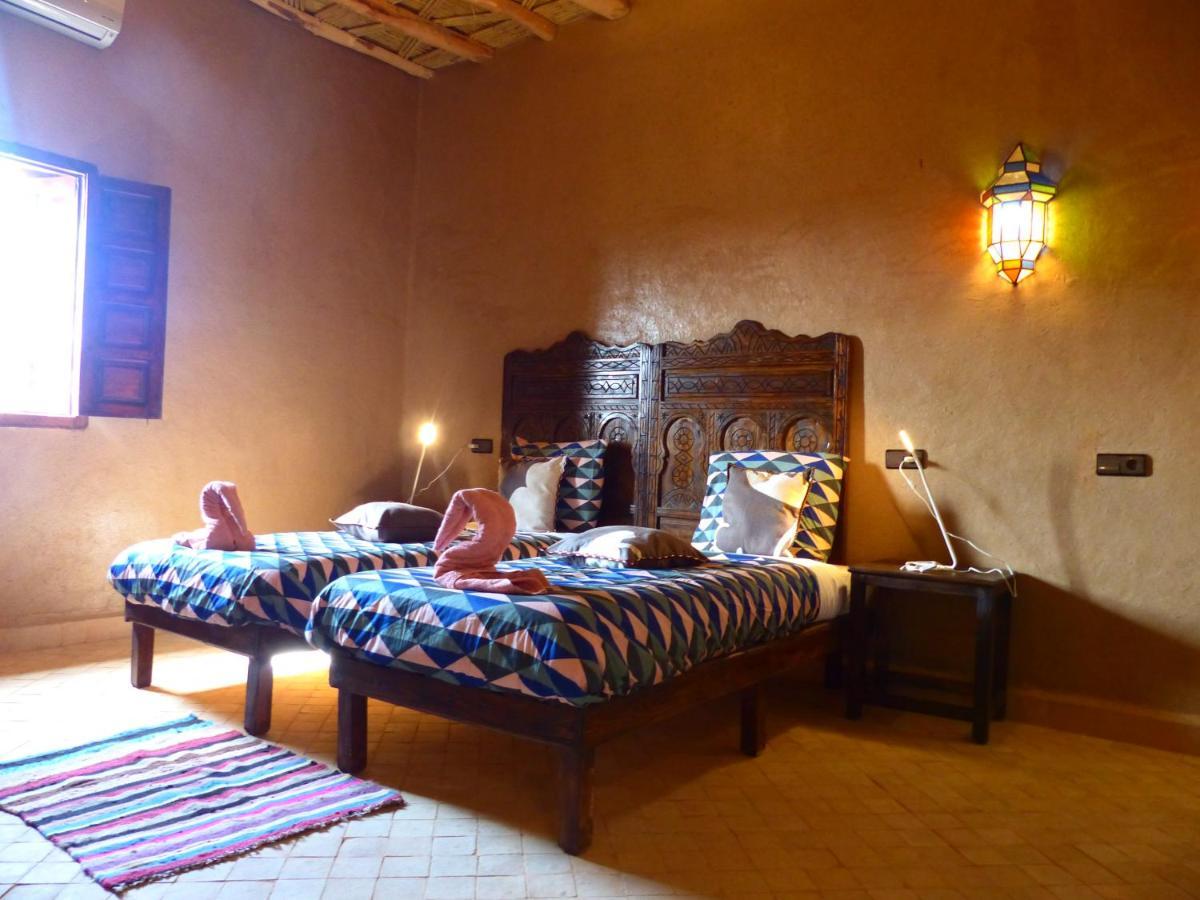 Riad Caravasar Merzouga Exterior foto